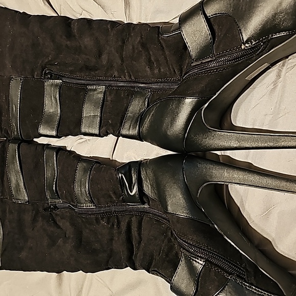 WOMEN'S OVER THE KNEE PLATFORM BOOTS - Picture 2 of 3